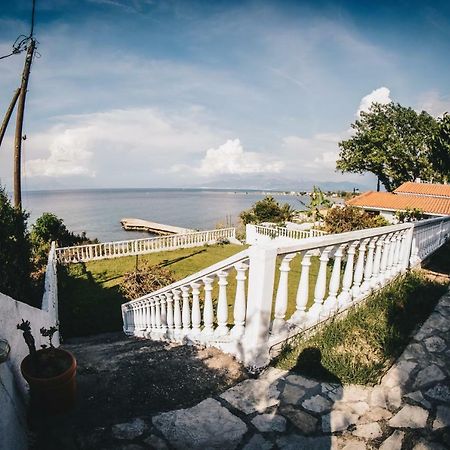 Villa Galanis By The Sea Niforeika Luaran gambar