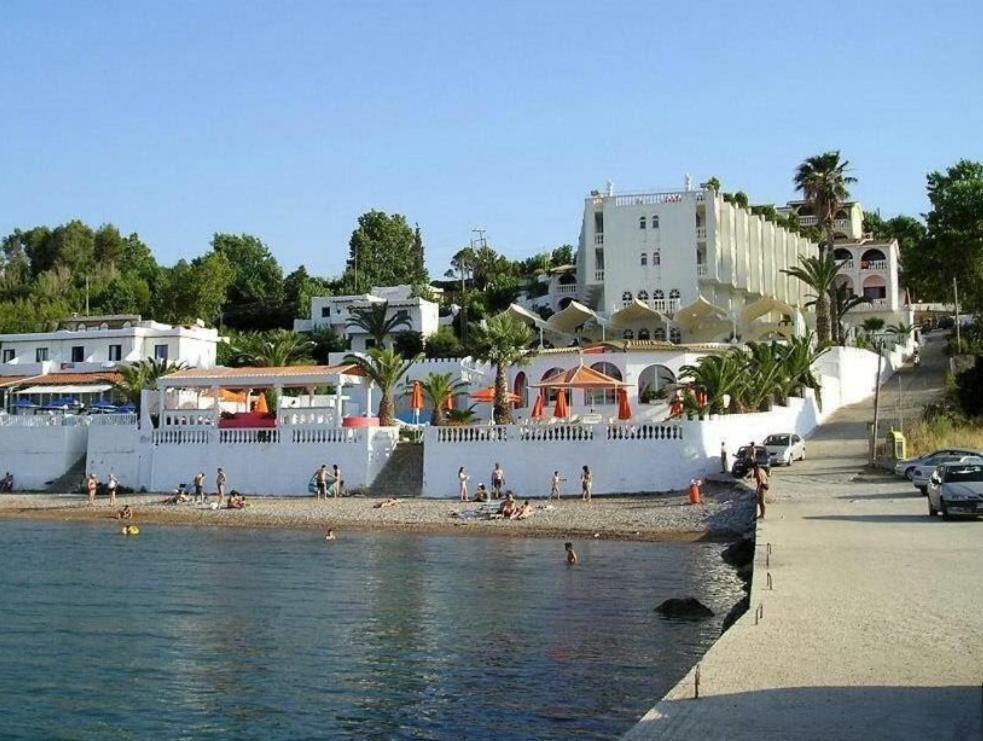 Villa Galanis By The Sea Niforeika Luaran gambar